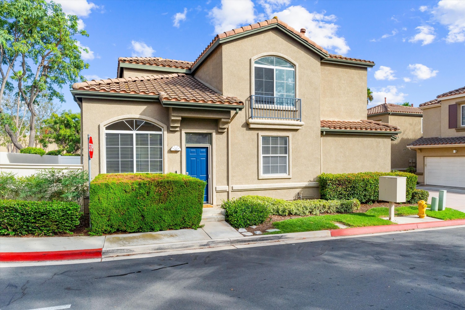 Elfyer - Rancho Santa Margarita, CA House - For Sale