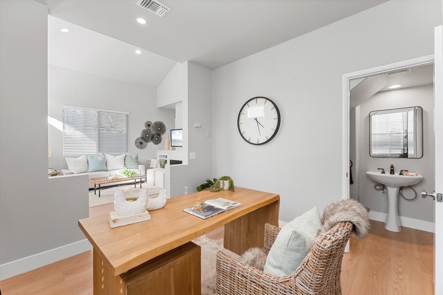 Elfyer - Rancho Santa Margarita, CA House - For Sale