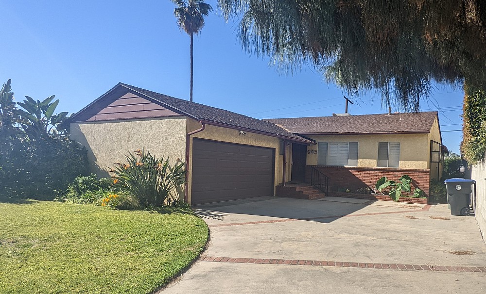 Elfyer - Burbank, CA House - For Sale