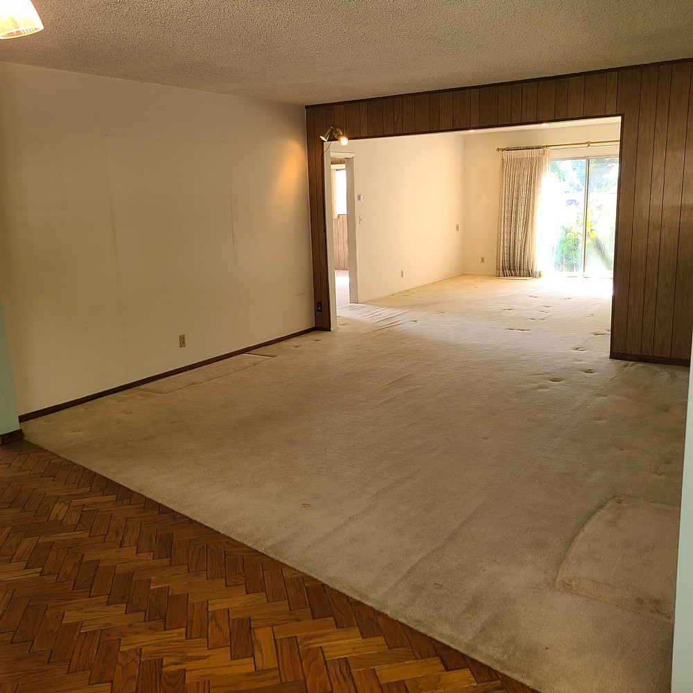 Elfyer - Burbank, CA House - For Sale