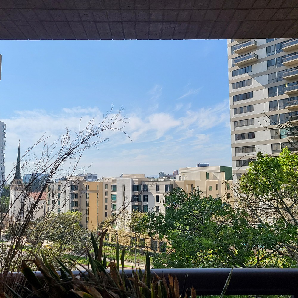 Elfyer - Los Angeles, CA House - For Sale