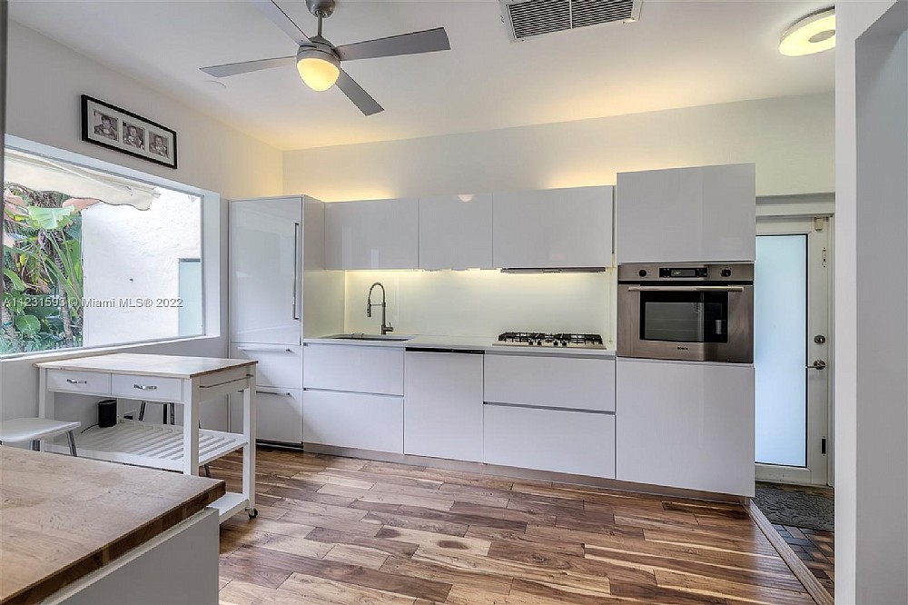 Elfyer - Miami, FL House - For Sale