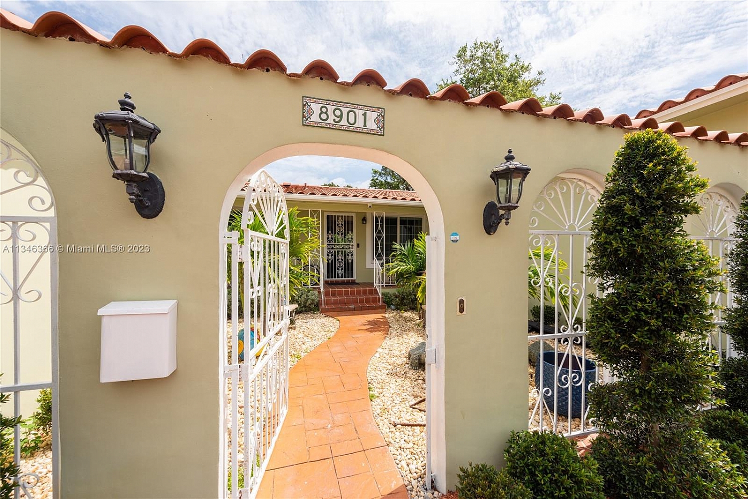 Elfyer - Miami, FL House - For Sale