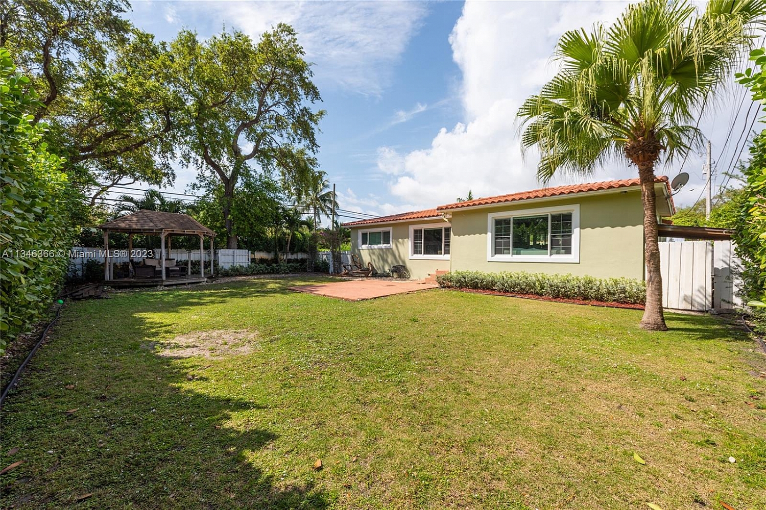 Elfyer - Miami, FL House - For Sale