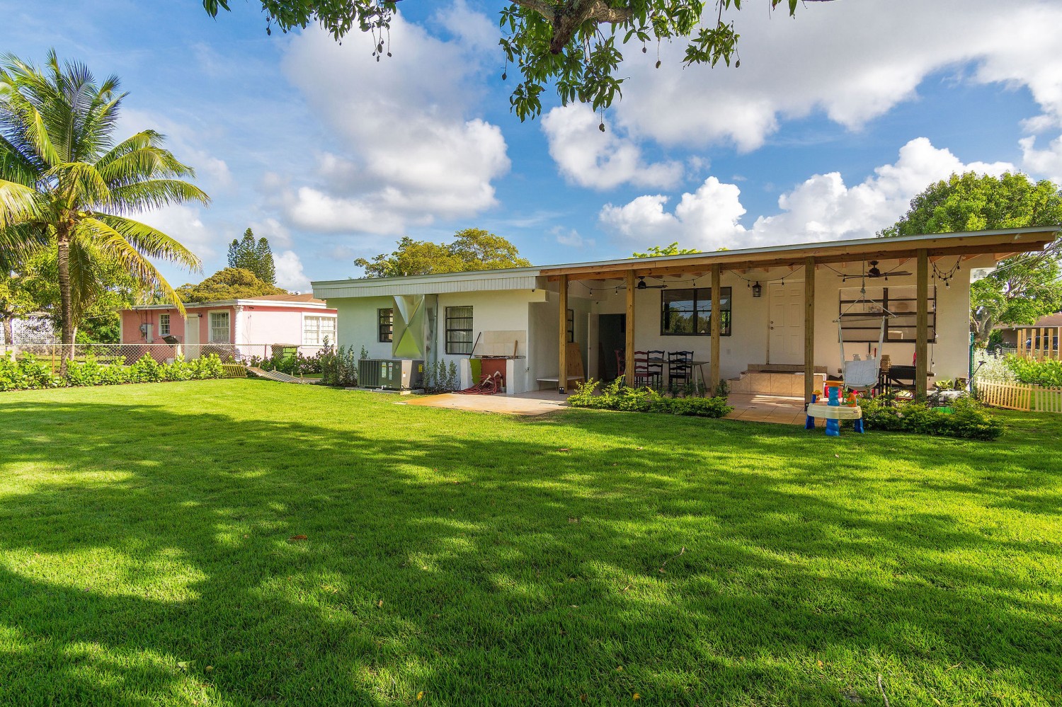 Elfyer - North Miami, FL House - For Sale