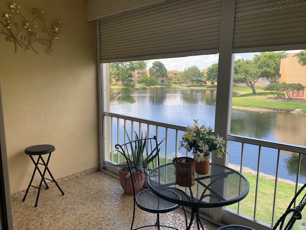 Elfyer - Tamarac, FL House - For Sale