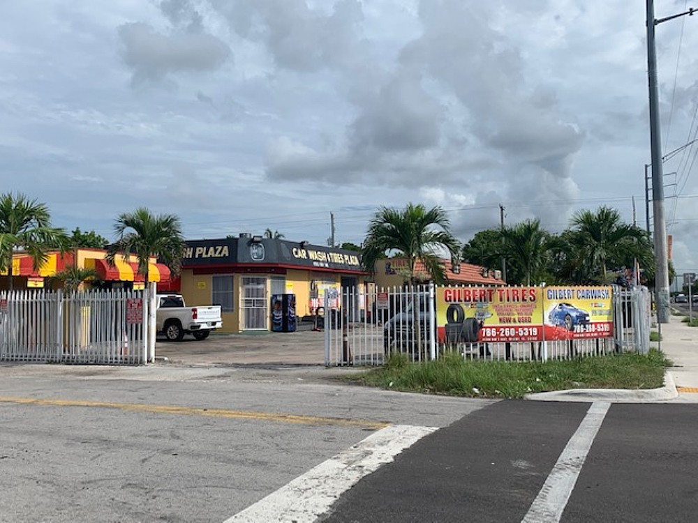 Elfyer - Miami, FL House - For Sale