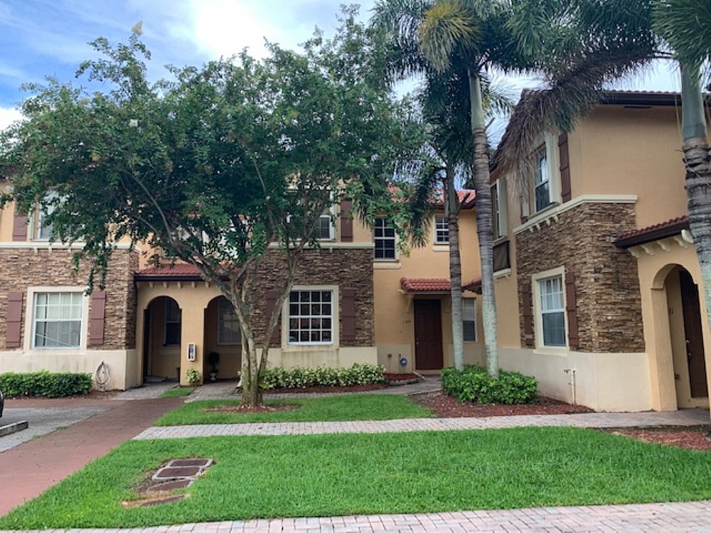 Elfyer - Homestead, FL House - For Sale