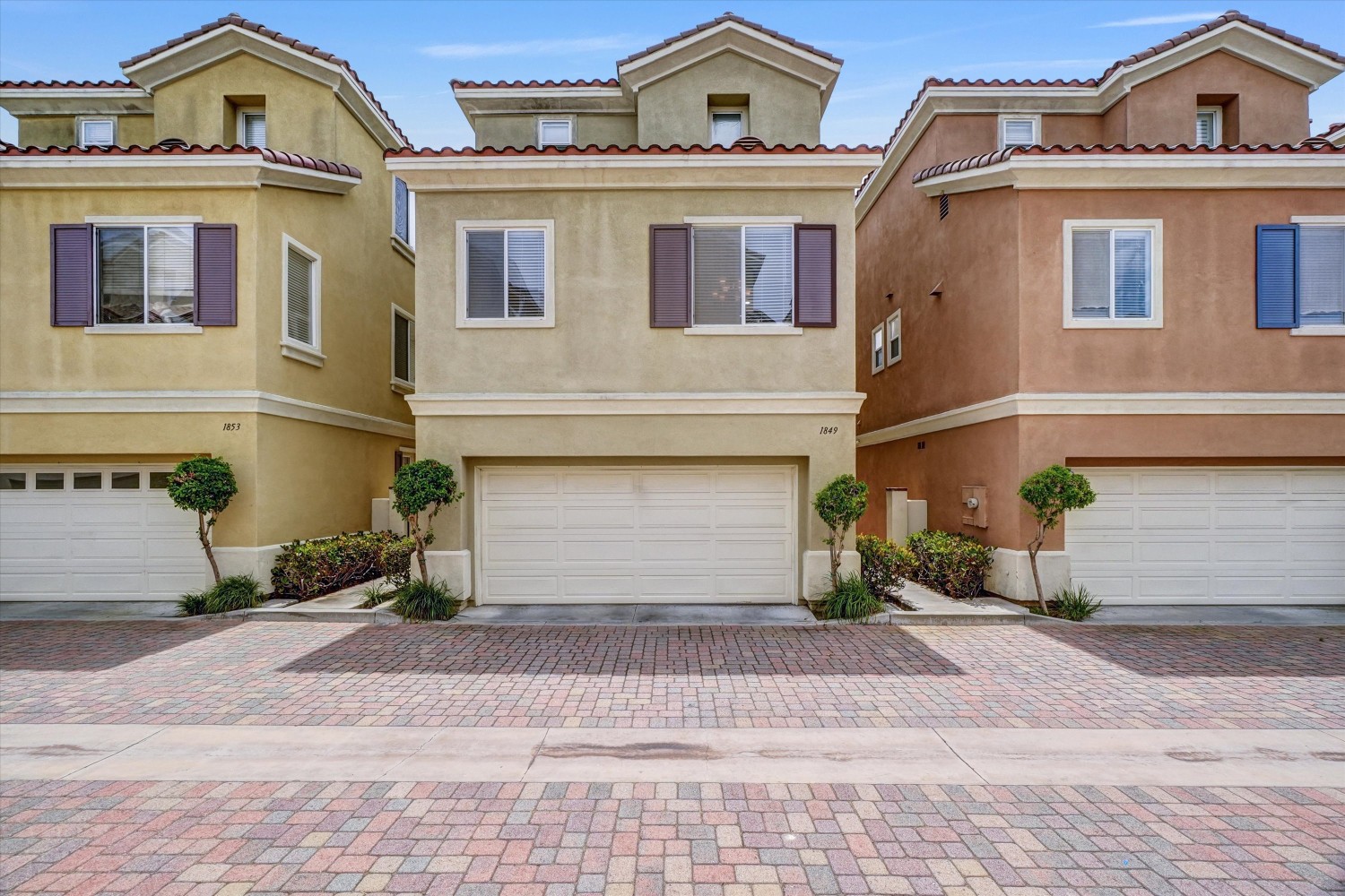 Elfyer - Torrance, CA House - For Sale