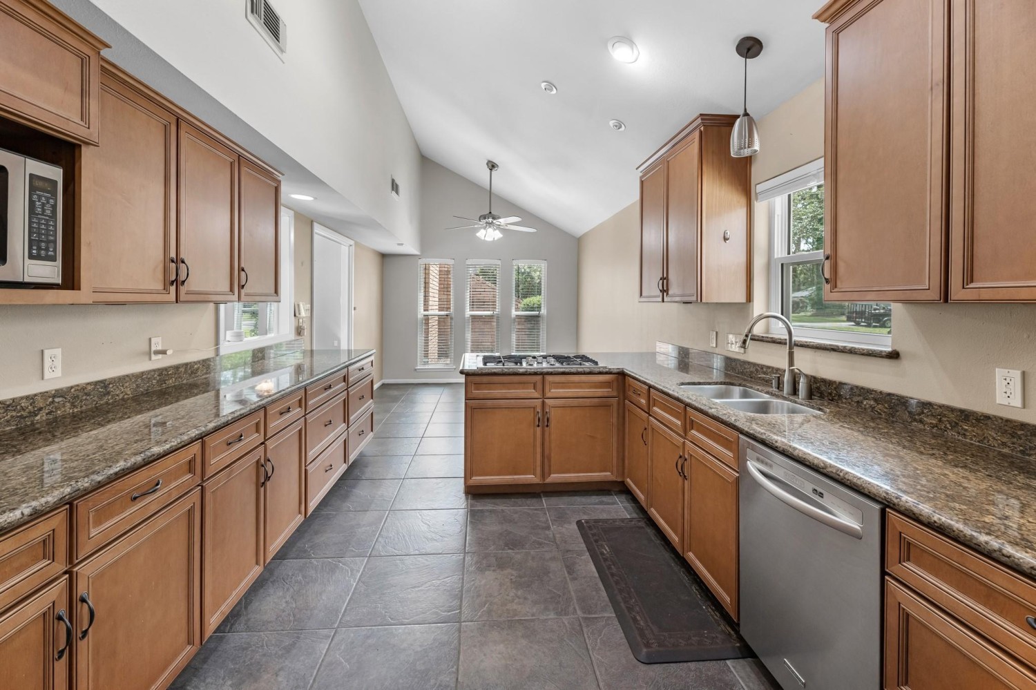 Elfyer - Kingwood, TX House - For Sale