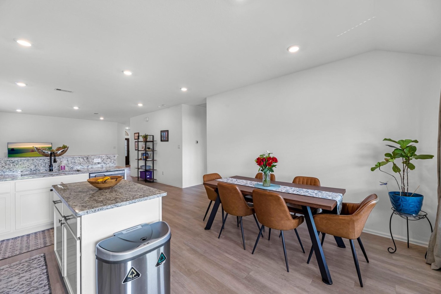 Elfyer - Tomball, TX House - For Sale