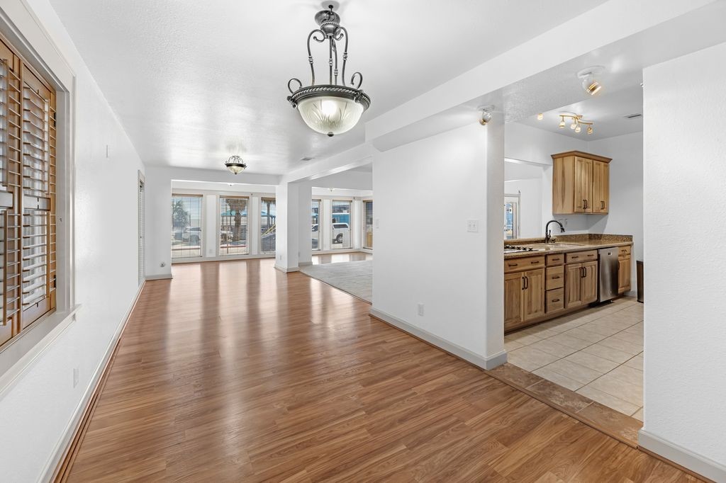 Elfyer - Galveston, TX House - For Sale