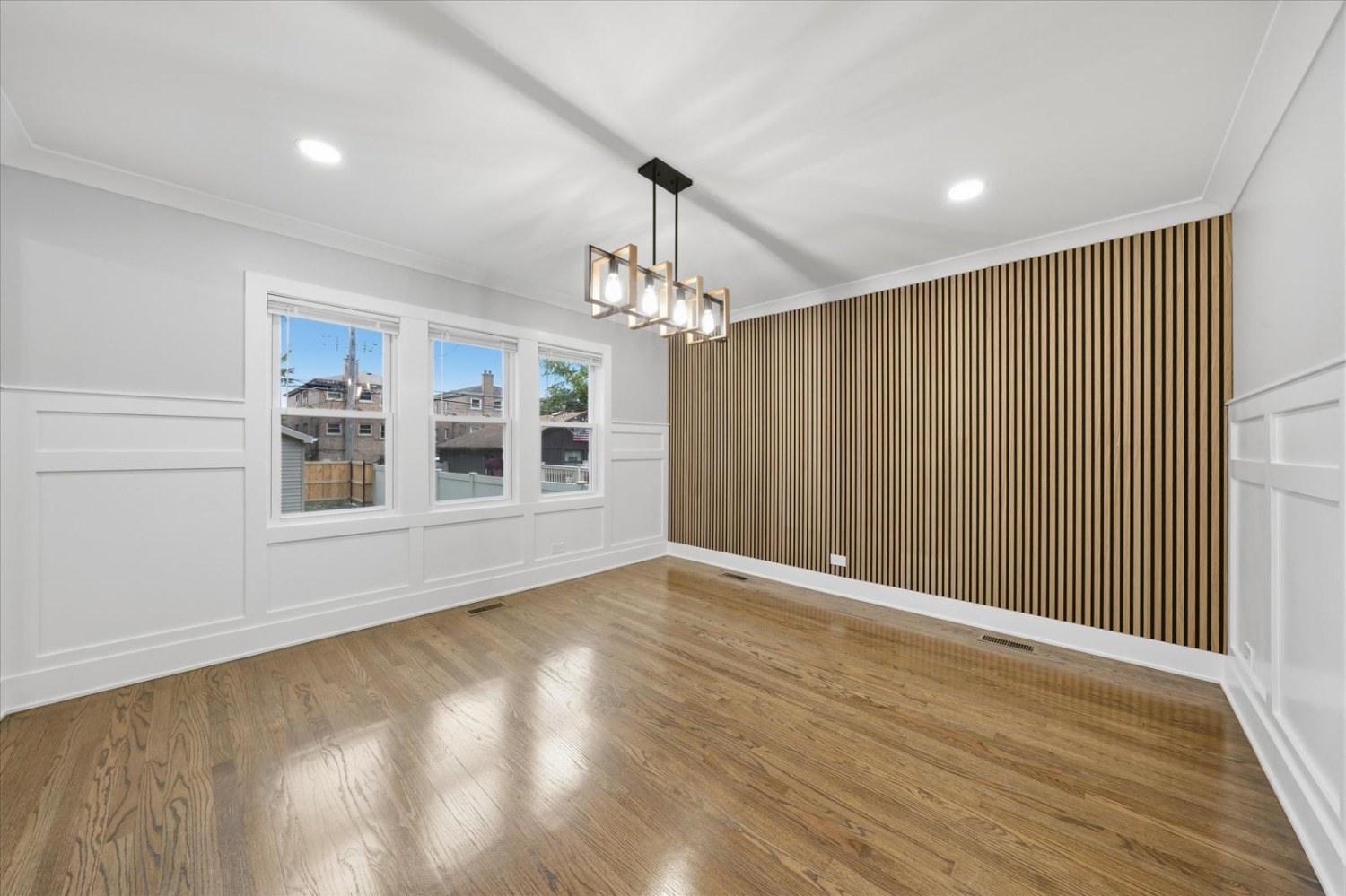 Elfyer - Chicago, IL House - For Sale