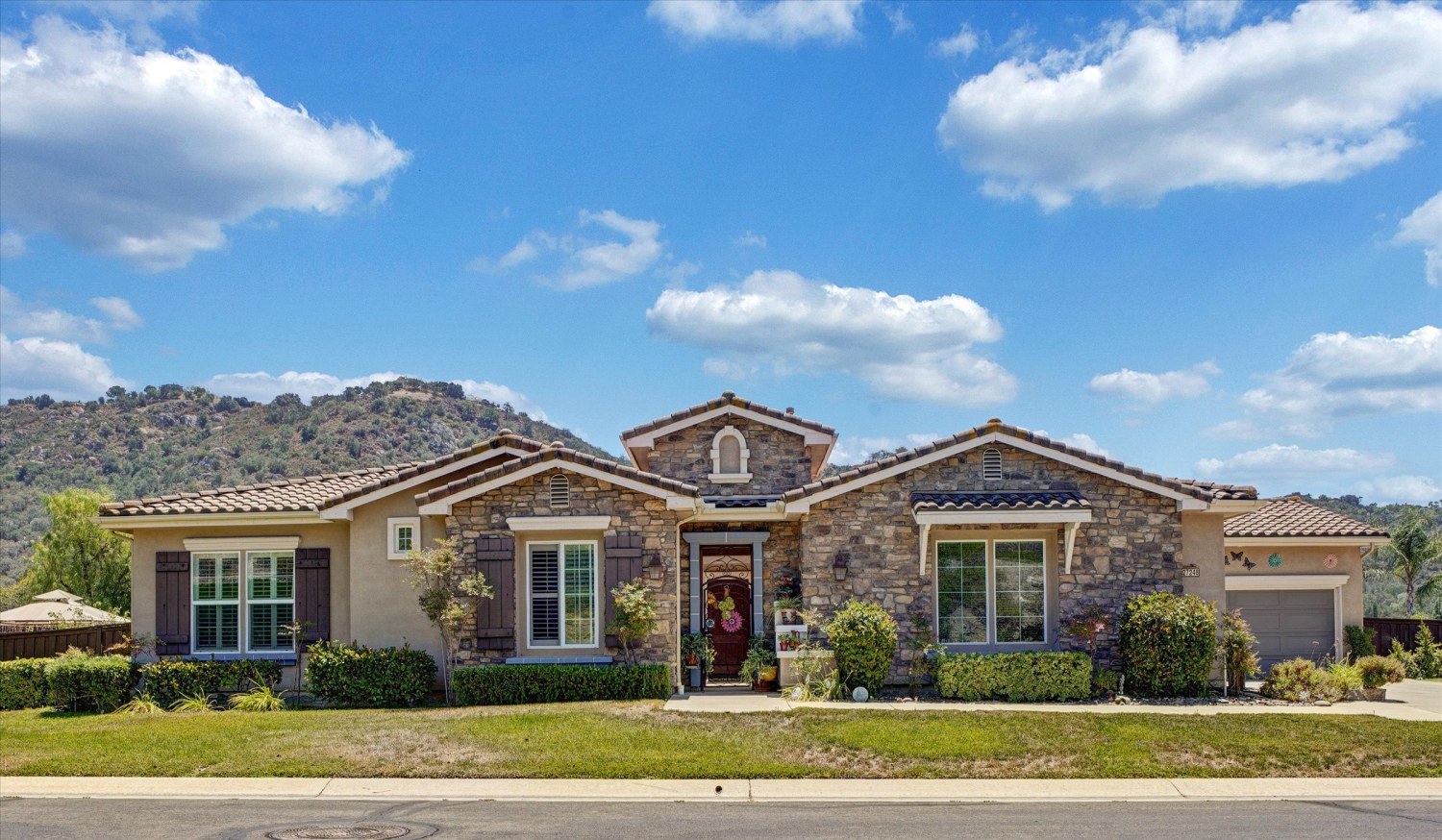 Elfyer - Valley Center, CA House - For Sale