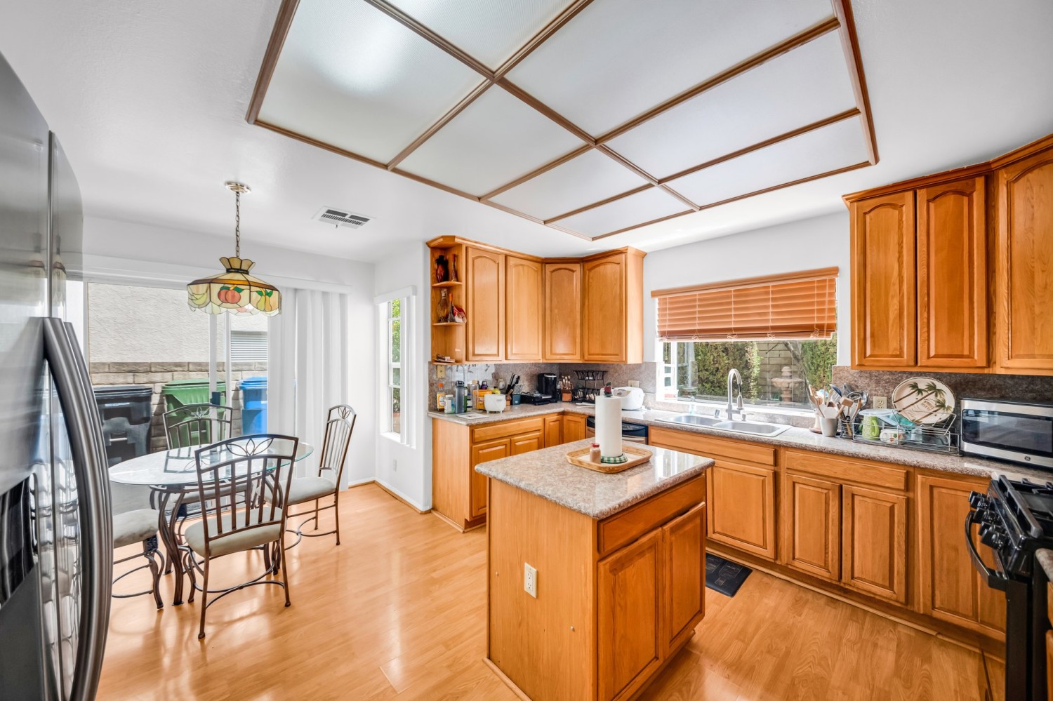 Elfyer - West Hills, CA House - For Sale