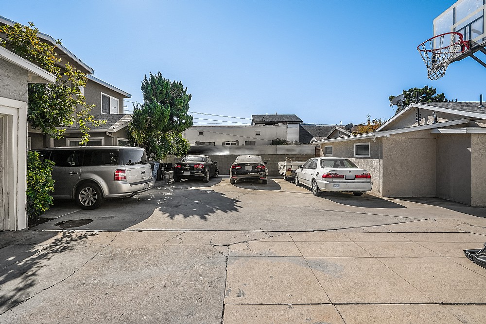 Elfyer - Los Angeles, CA House - For Sale