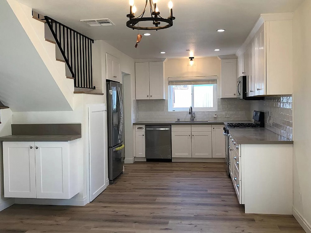 Elfyer - Los Angeles, CA House - For Sale