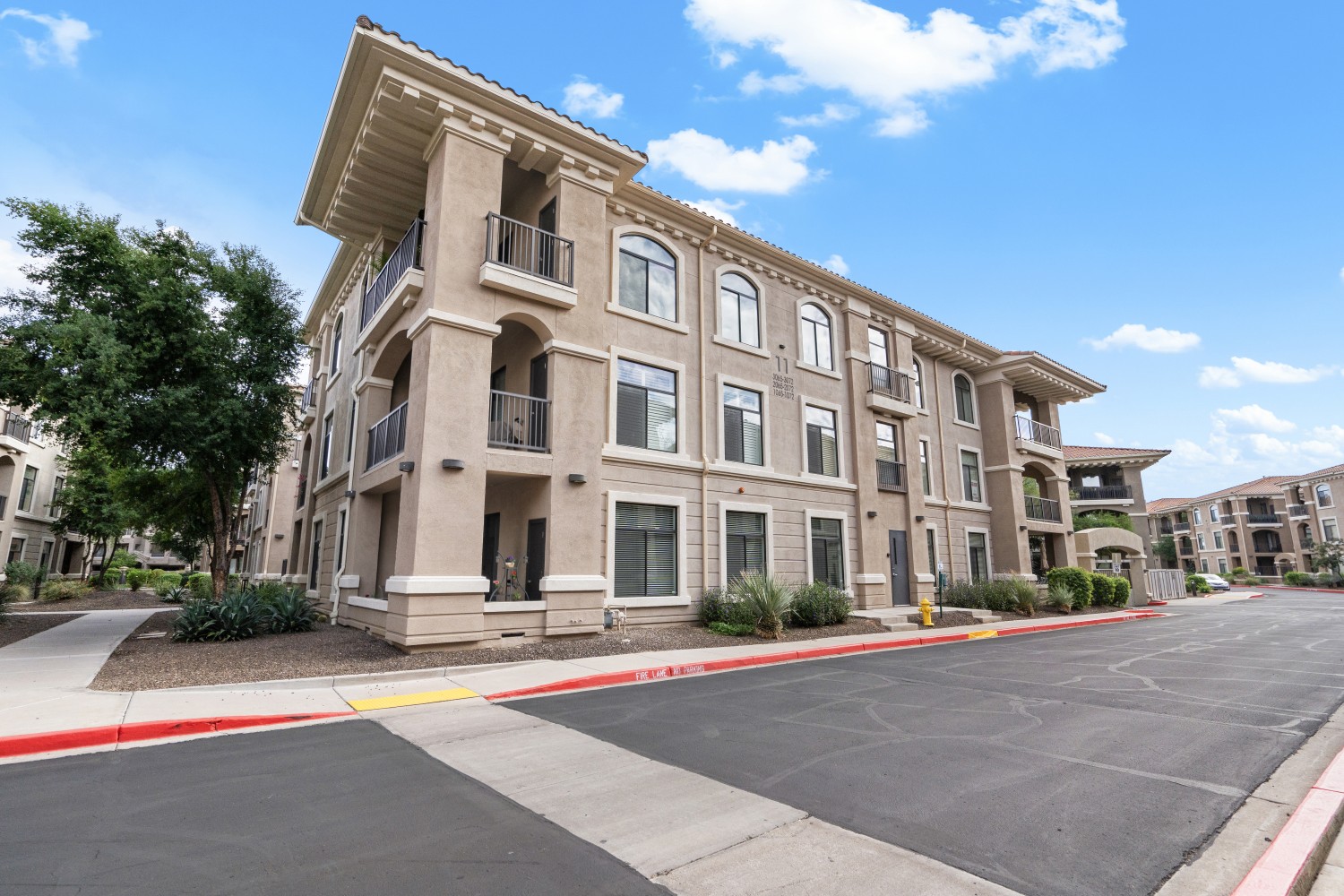 Elfyer - Phoenix, AZ House - For Sale