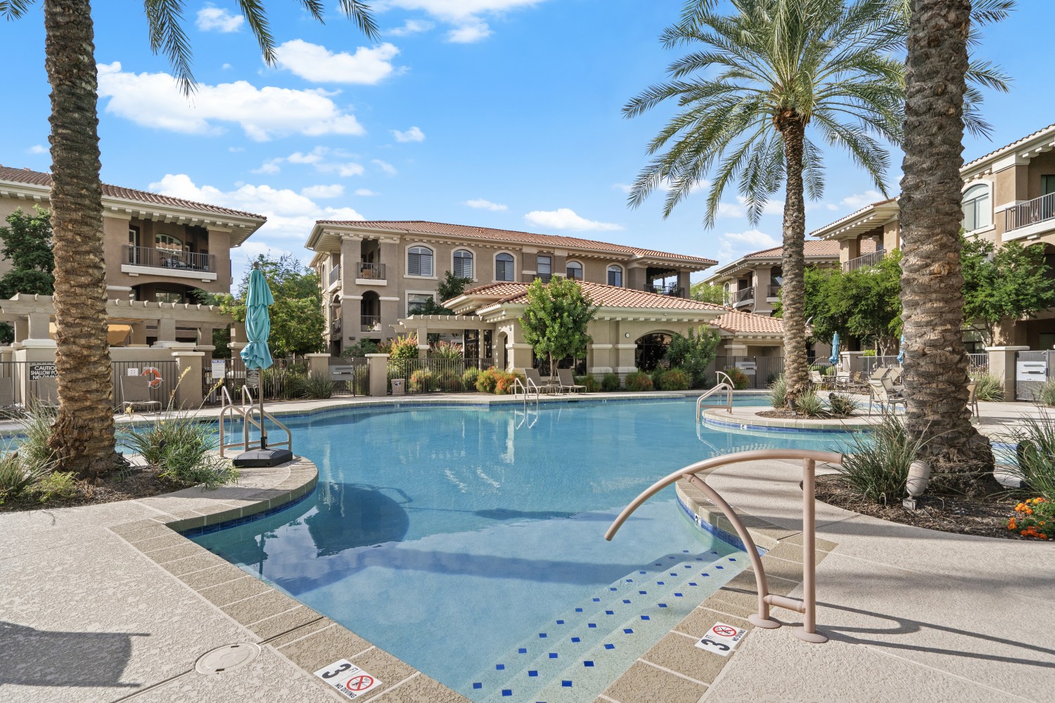 Elfyer - Phoenix, AZ House - For Sale